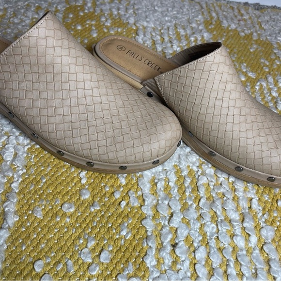 Falls Creek Womens Size 11 Willa Faux Leather Clog Slip On Shoe Tan - Picture 5 of 7